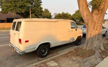 Chevy-1990-white-2