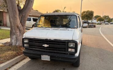 Chevy-1990-white