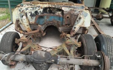 Chevy-2-dr-wagon-1956-custom-2