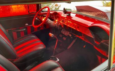 Chevy-210-1956-red-4