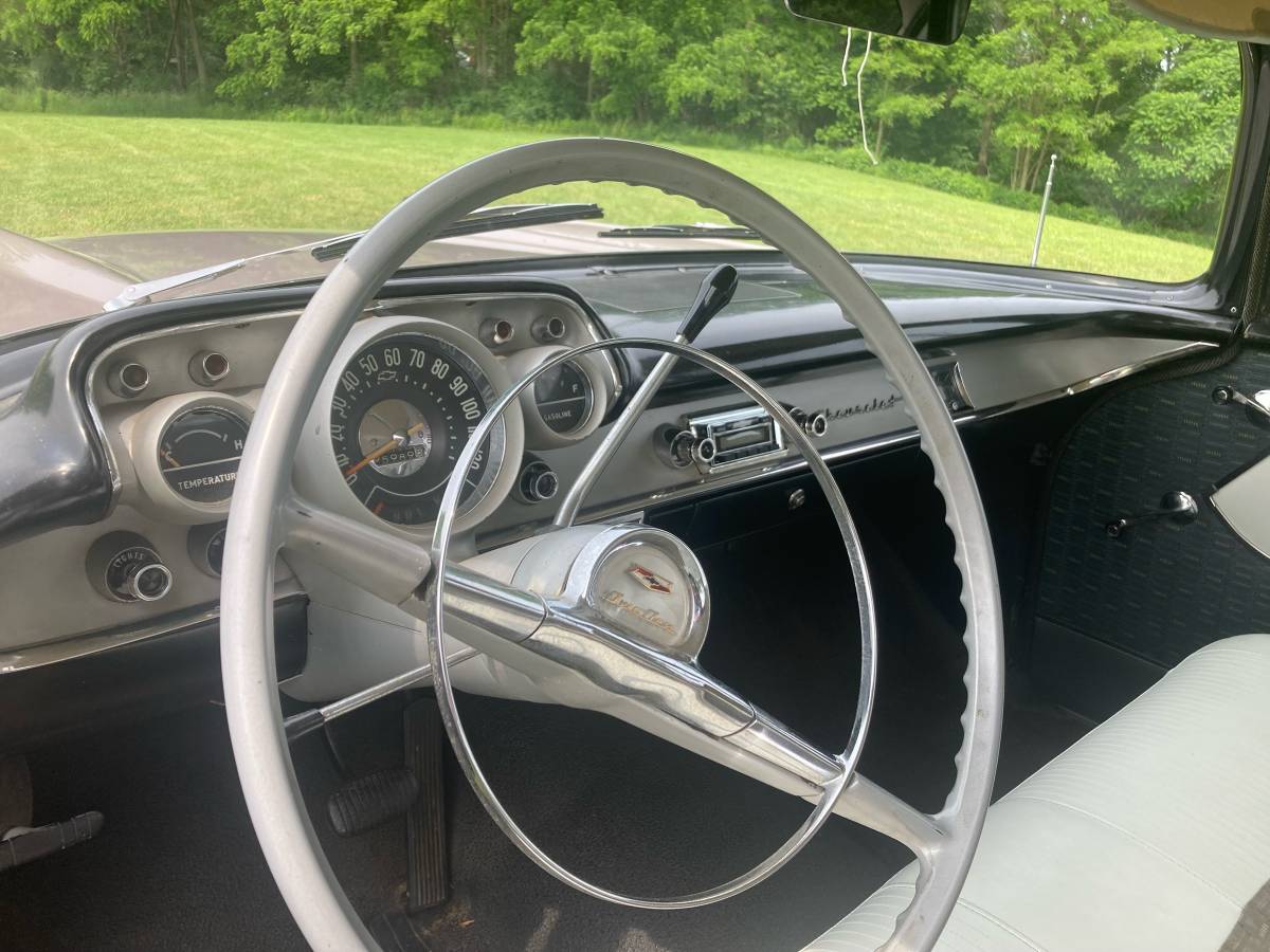 Chevy-210-1957-11