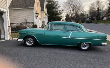Chevy-210-sedan-1955-green-2
