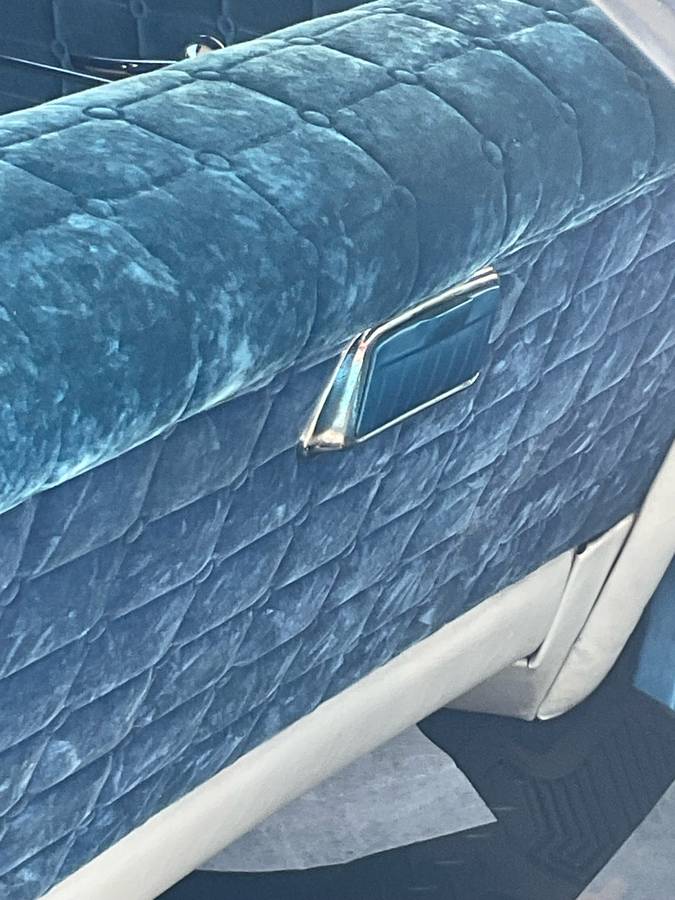 Chevy-210-sedan-1956-blue-2