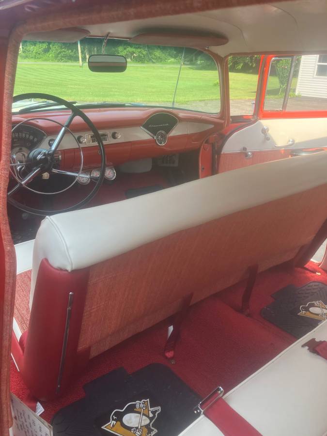 Chevy-210-station-wagon-1956-red-11