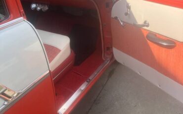 Chevy-210-station-wagon-1956-red-13