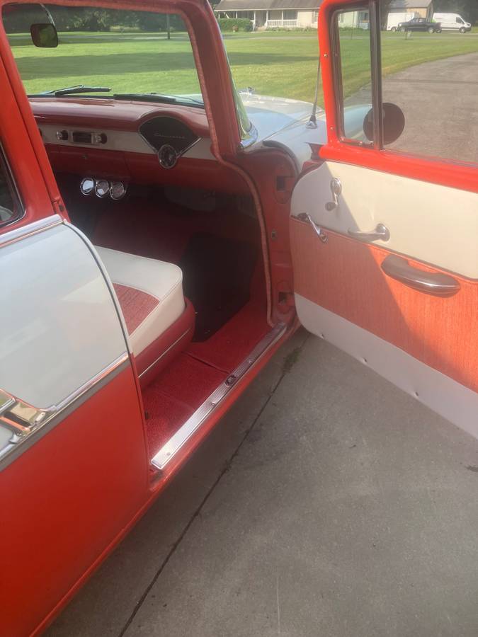 Chevy-210-station-wagon-1956-red-13