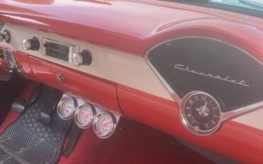 Chevy-210-station-wagon-1956-red-14