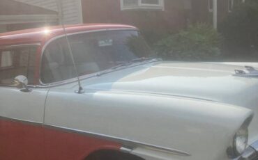 Chevy-210-station-wagon-1956-red-7