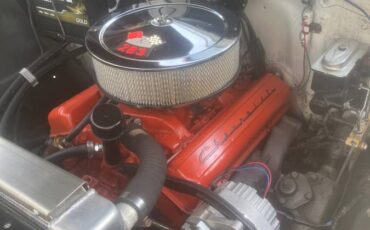 Chevy-210-station-wagon-1956-red-8
