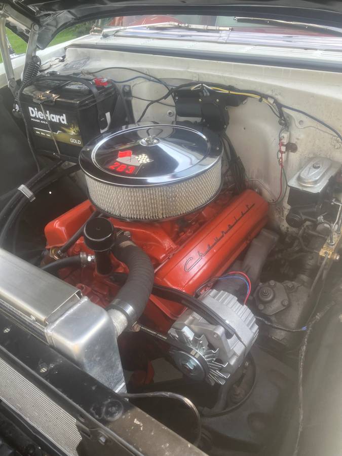 Chevy-210-station-wagon-1956-red-8