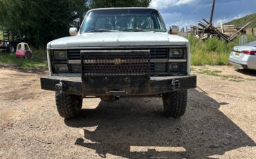 Chevy-2500-1983-white-3