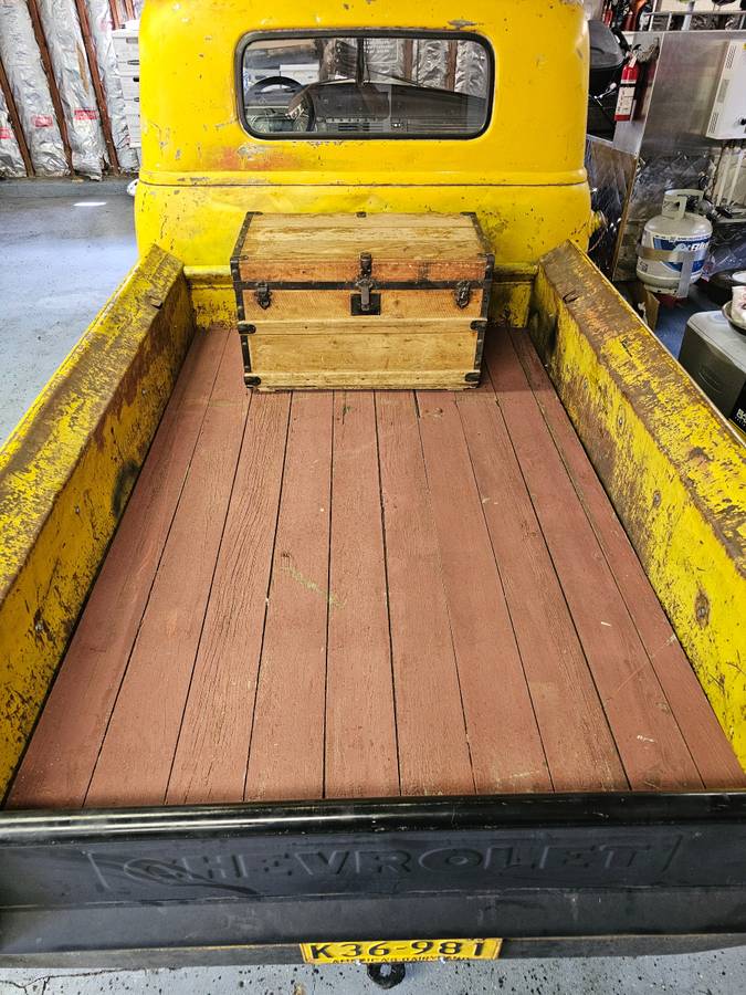Chevy-2500-pick-up-1950-yellow-7