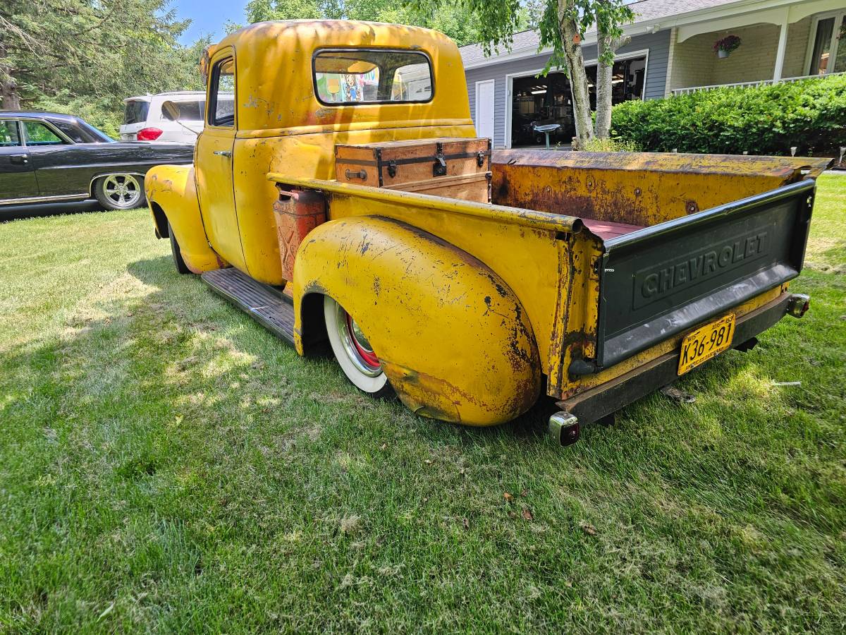 Chevy-2500-pick-up-1950-yellow