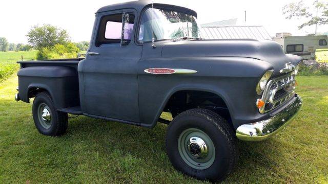 Chevy-3100-napco-1957-black-1