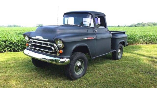 Chevy-3100-napco-1957-black