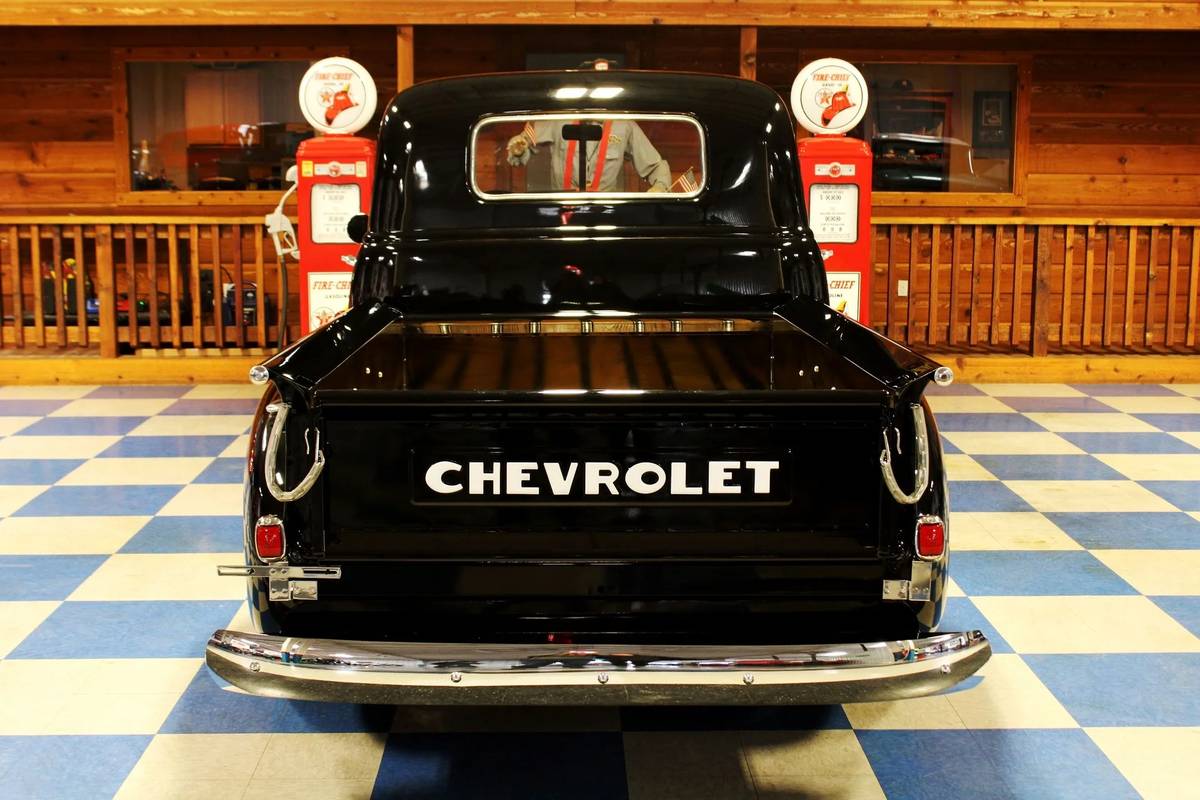 Chevy-3100-pickup-1953-18