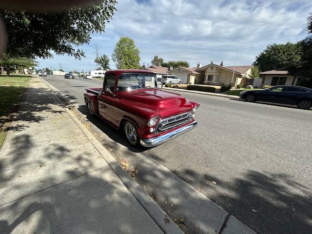 Chevy-3100-pickup-1957-red