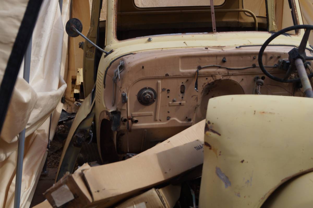 Chevy-3100-truck-1950-1