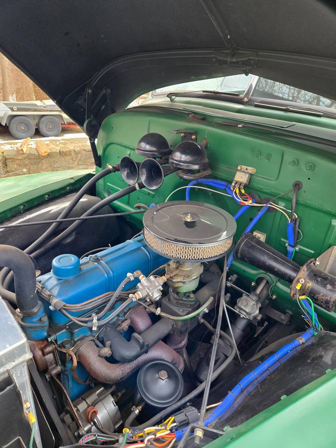Chevy-3100-truck-1951-green-2