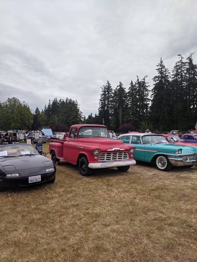 Chevy-3200-1956-red-14
