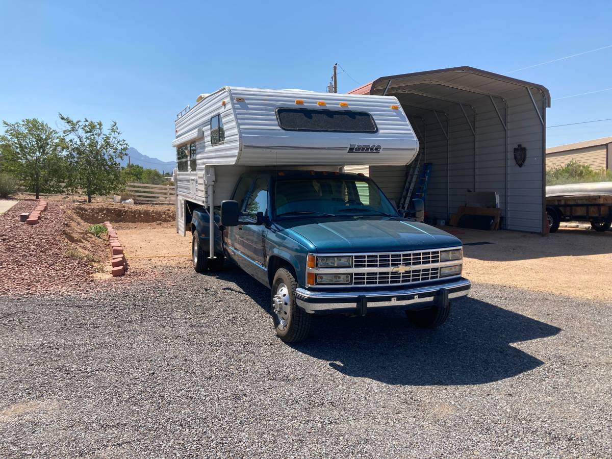 Chevy-3500-1993-green-1