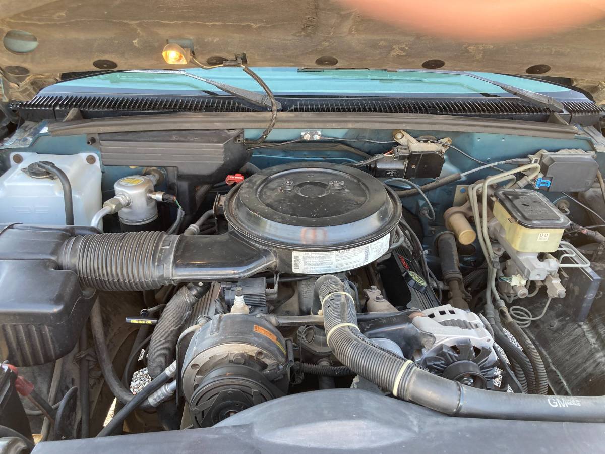 Chevy-3500-1993-green-10