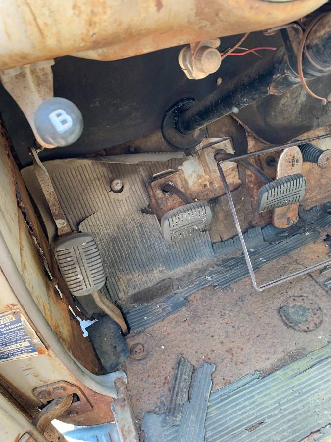 Chevy-3600-pickup-1955-12