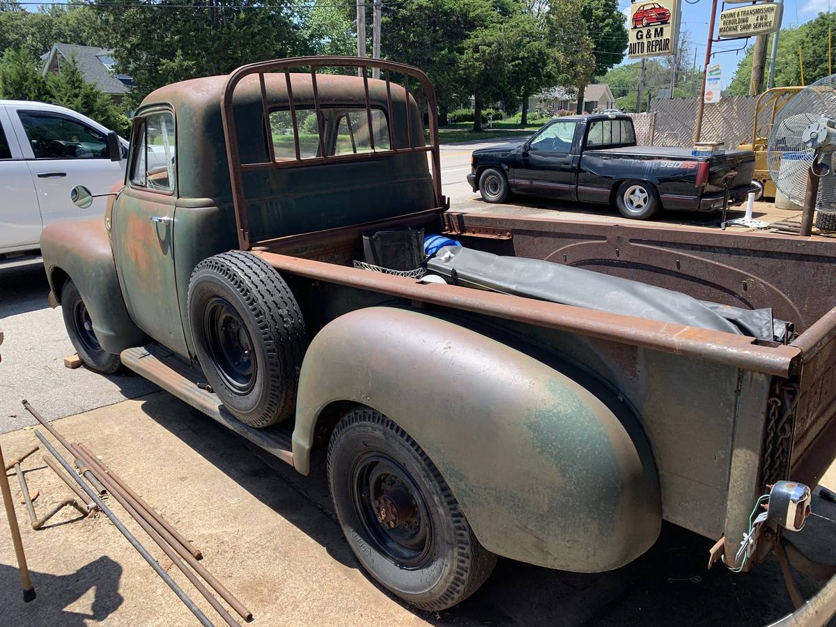Chevy-3600-pickup-1955-23