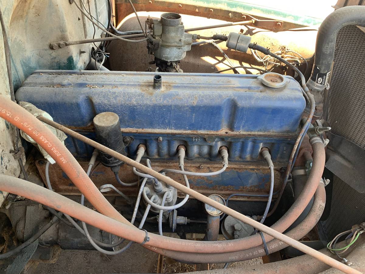 Chevy-3600-pickup-1955-8