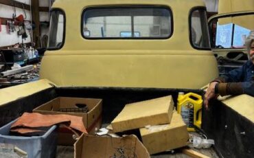 Chevy-5-window-pick-up-truck-1948-yellow-8