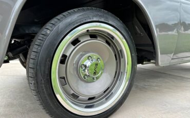 Chevy-apache-10-1961-grey-15