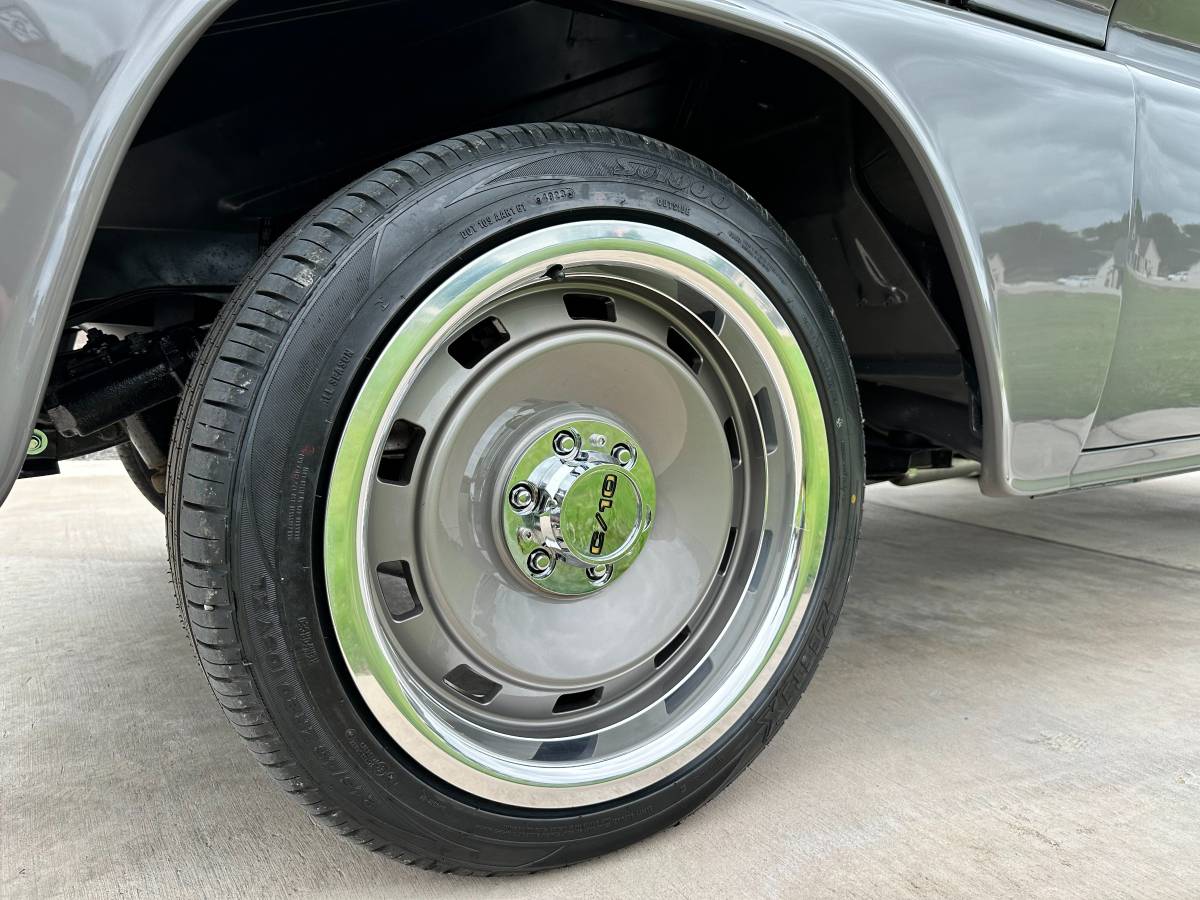 Chevy-apache-10-1961-grey-15
