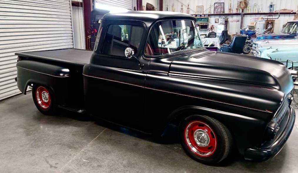 Chevy-apache-stepside-1959-black-10
