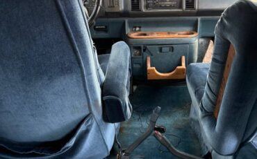 Chevy-astro-ext-1994-white-5