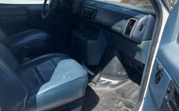 Chevy-astro-van-1993-white-6