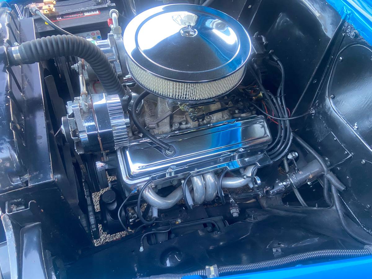 Chevy-bel-air-1951-blue-10