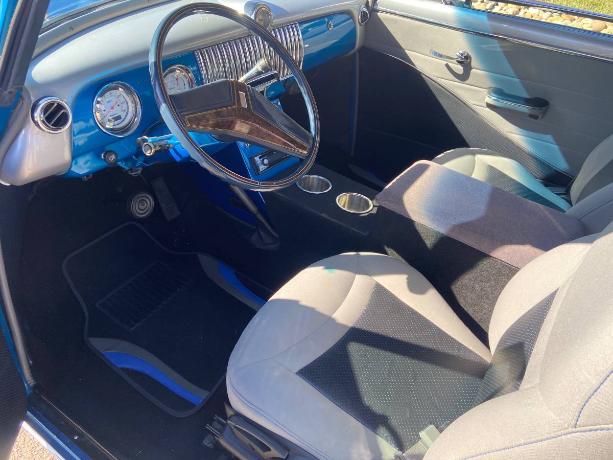 Chevy-bel-air-1951-blue-11