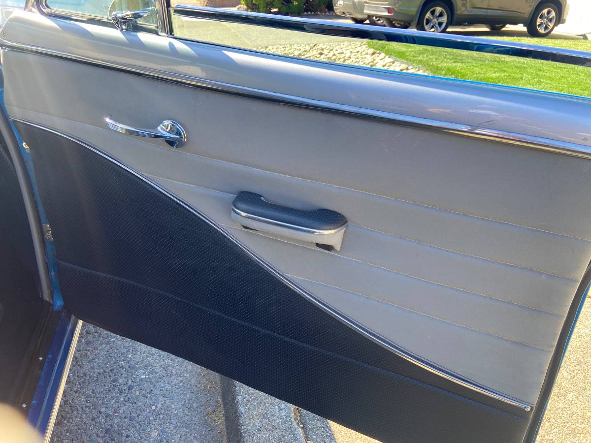 Chevy-bel-air-1951-blue-16