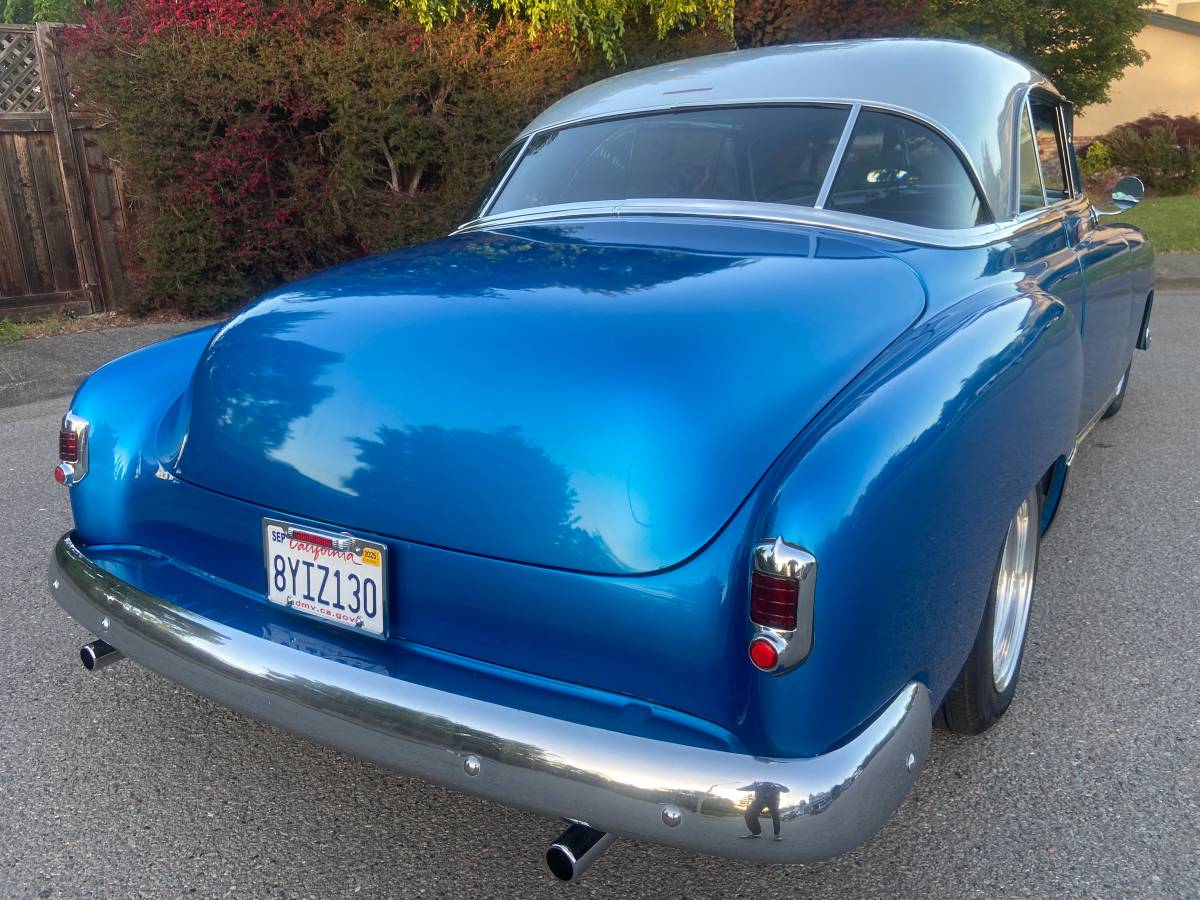 Chevy-bel-air-1951-blue-3