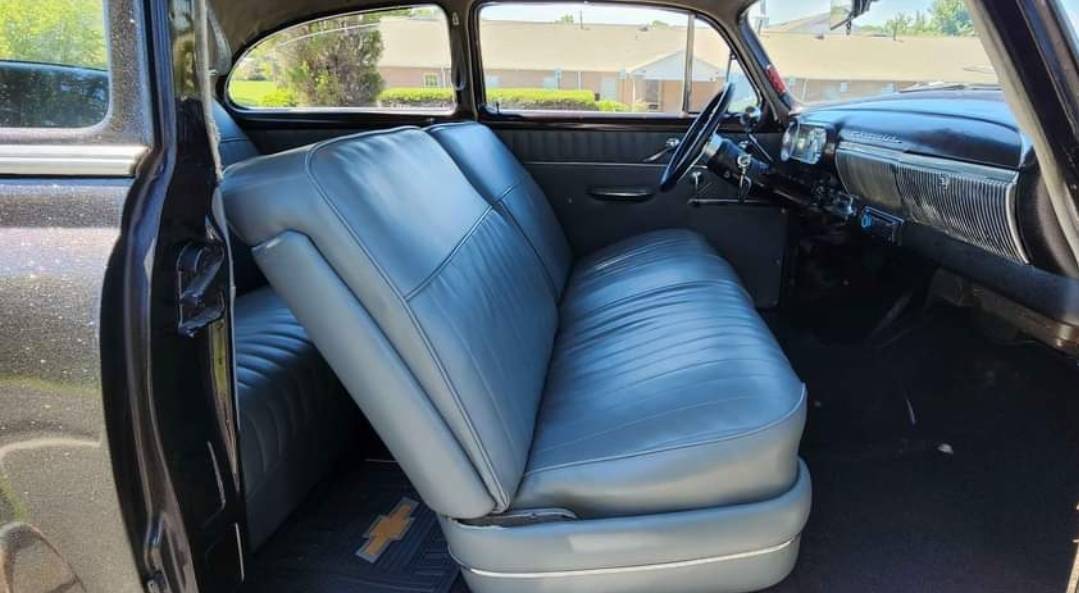 Chevy-bel-air-1953-custom-17