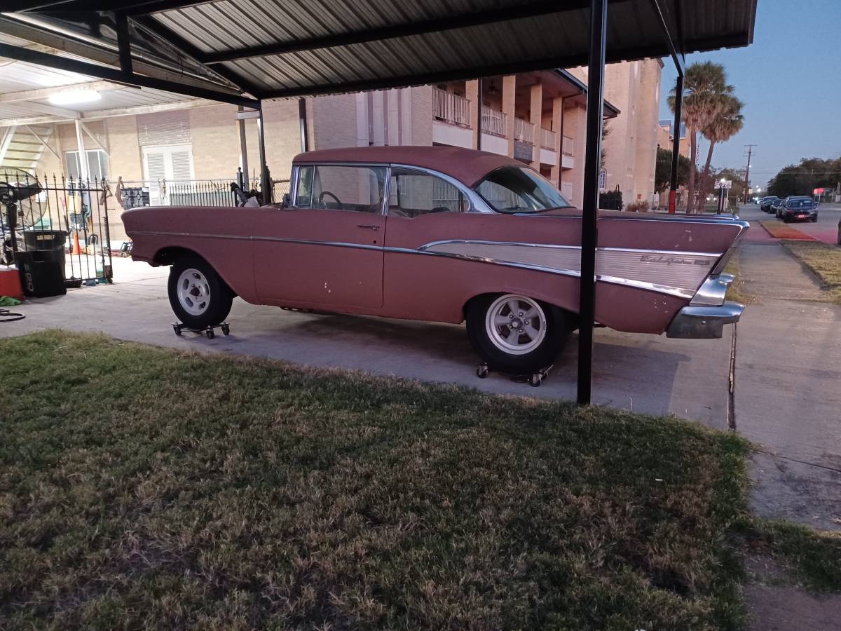 Chevy-bel-air-1957-9