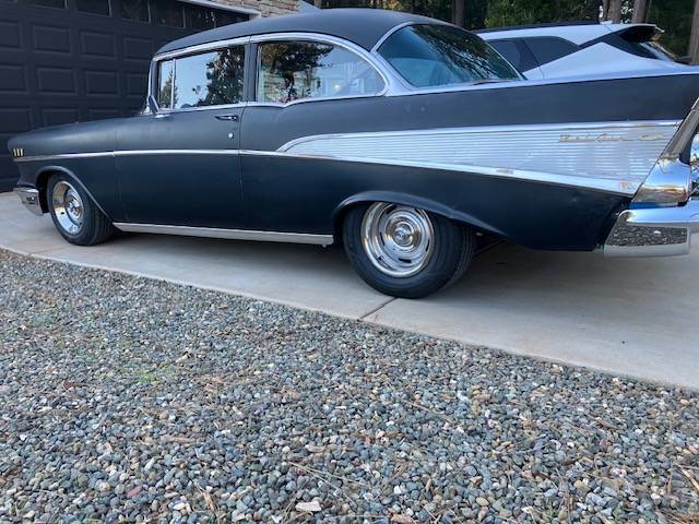 Chevy-bel-air-1957-black-10