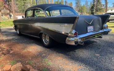 Chevy-bel-air-1957-black-8