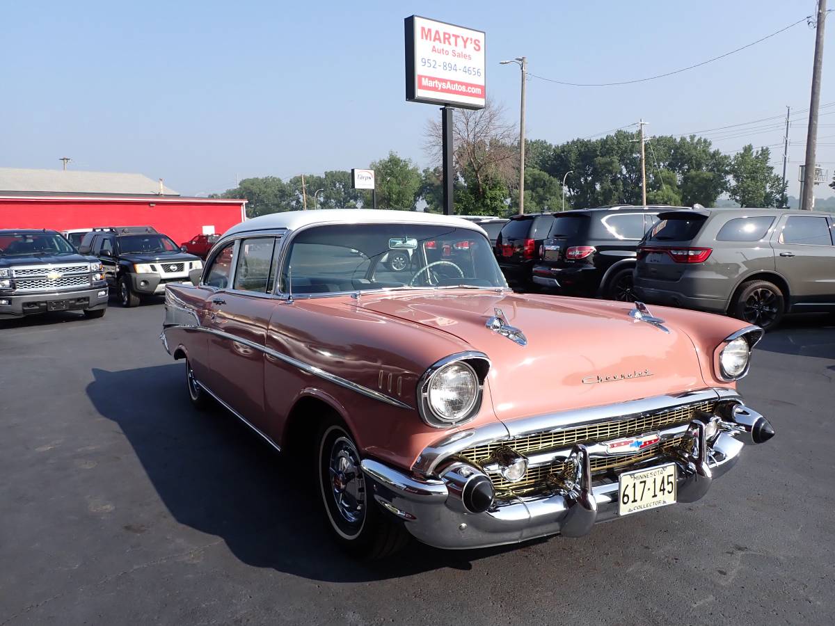 Chevy-bel-air-1957-custom-4