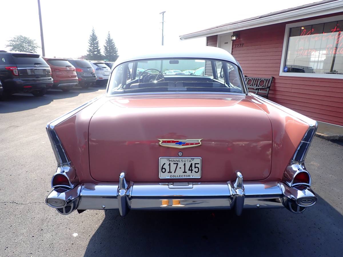Chevy-bel-air-1957-custom-5