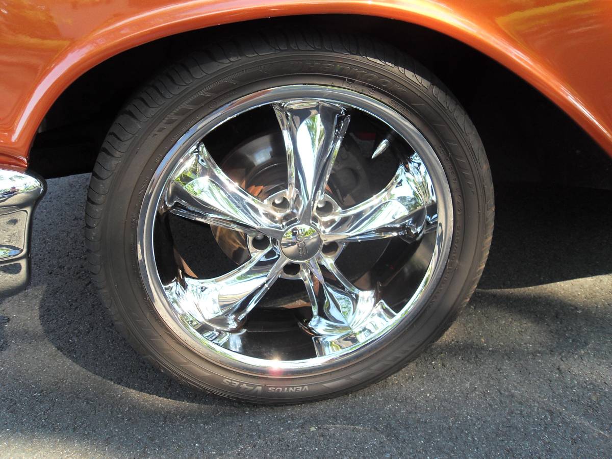 Chevy-bel-air-1957-orange-8