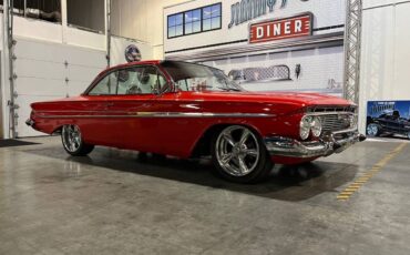 Chevy-bel-air-1961-red-19