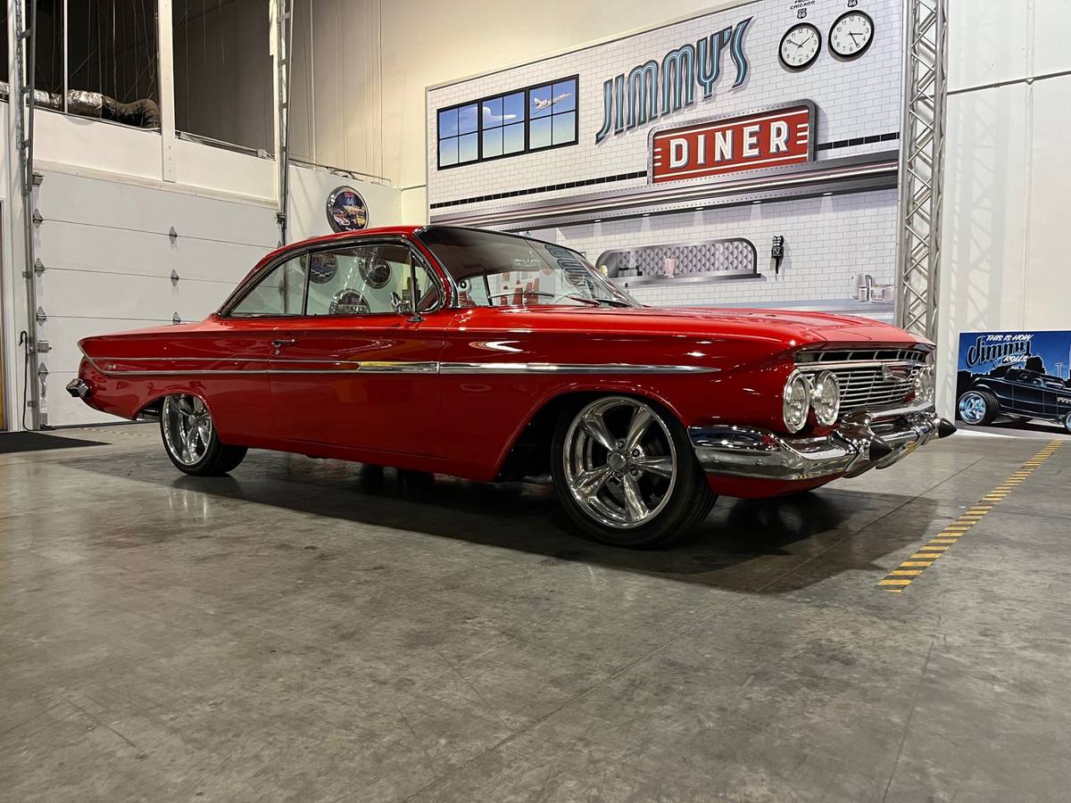 Chevy-bel-air-1961-red-19