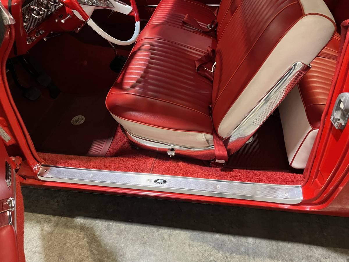 Chevy-bel-air-1961-red-4