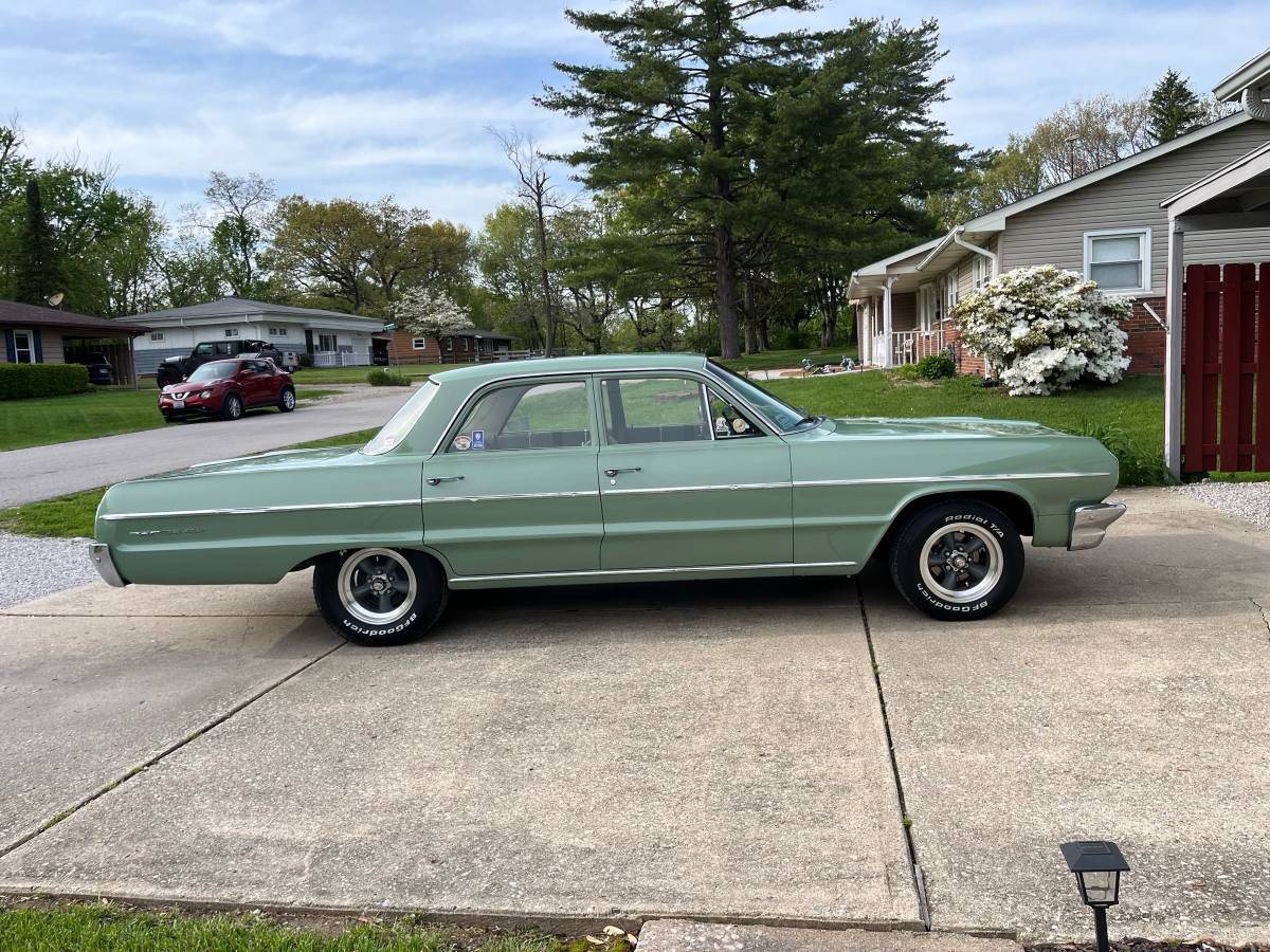 Chevy-bel-air-1964-green-10